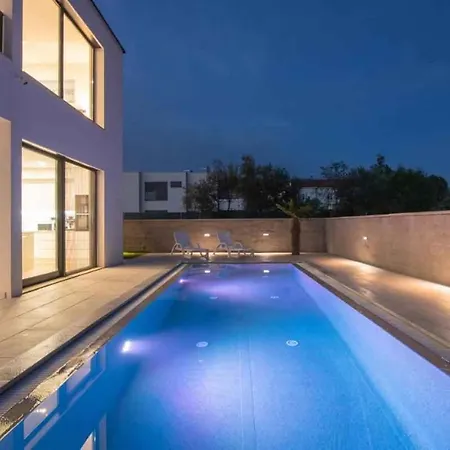 Holiday In - Insel Krk 51809 Holiday home Malinska